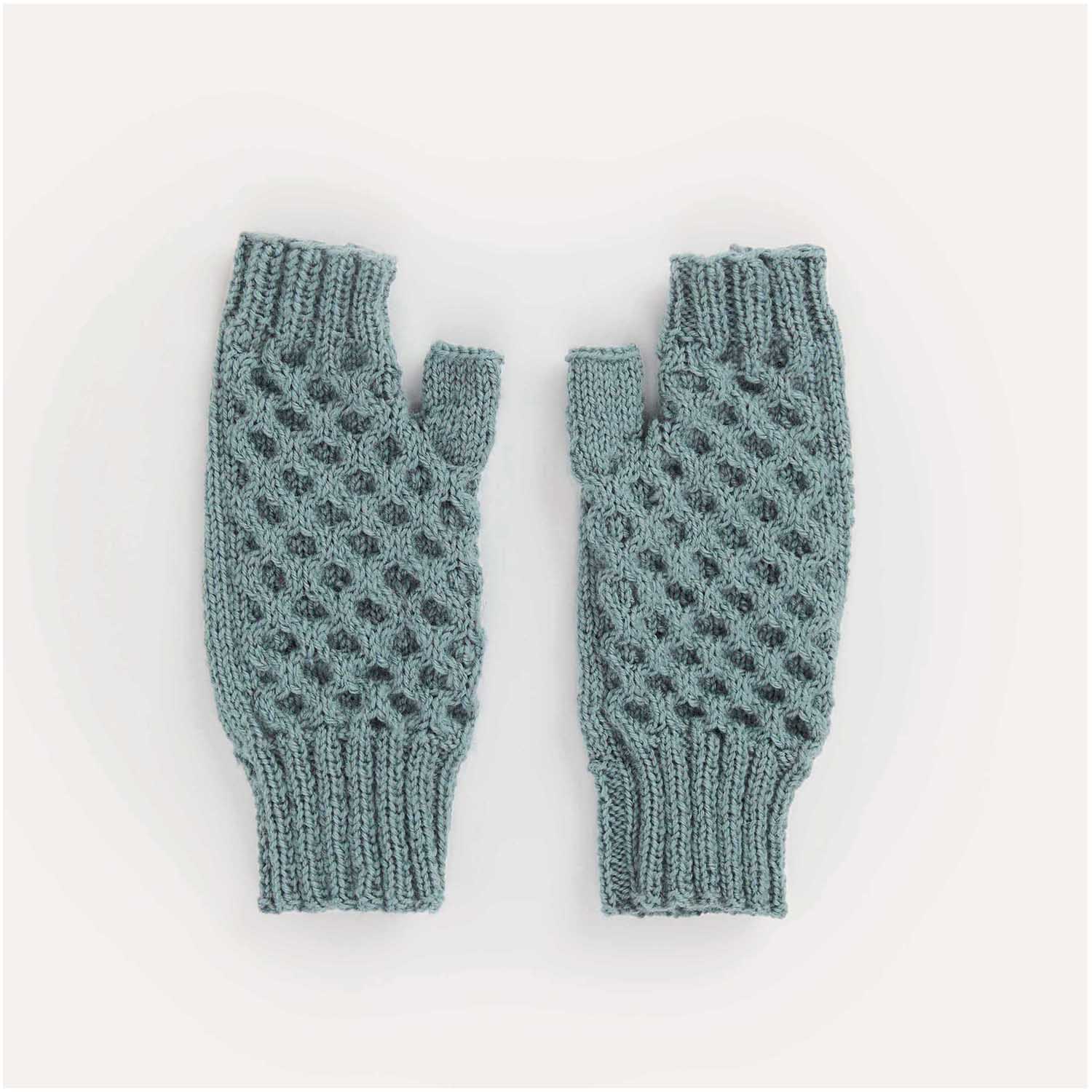  Gestrickte Stulpen: Modell 23 aus dem Heft Accessoire Special