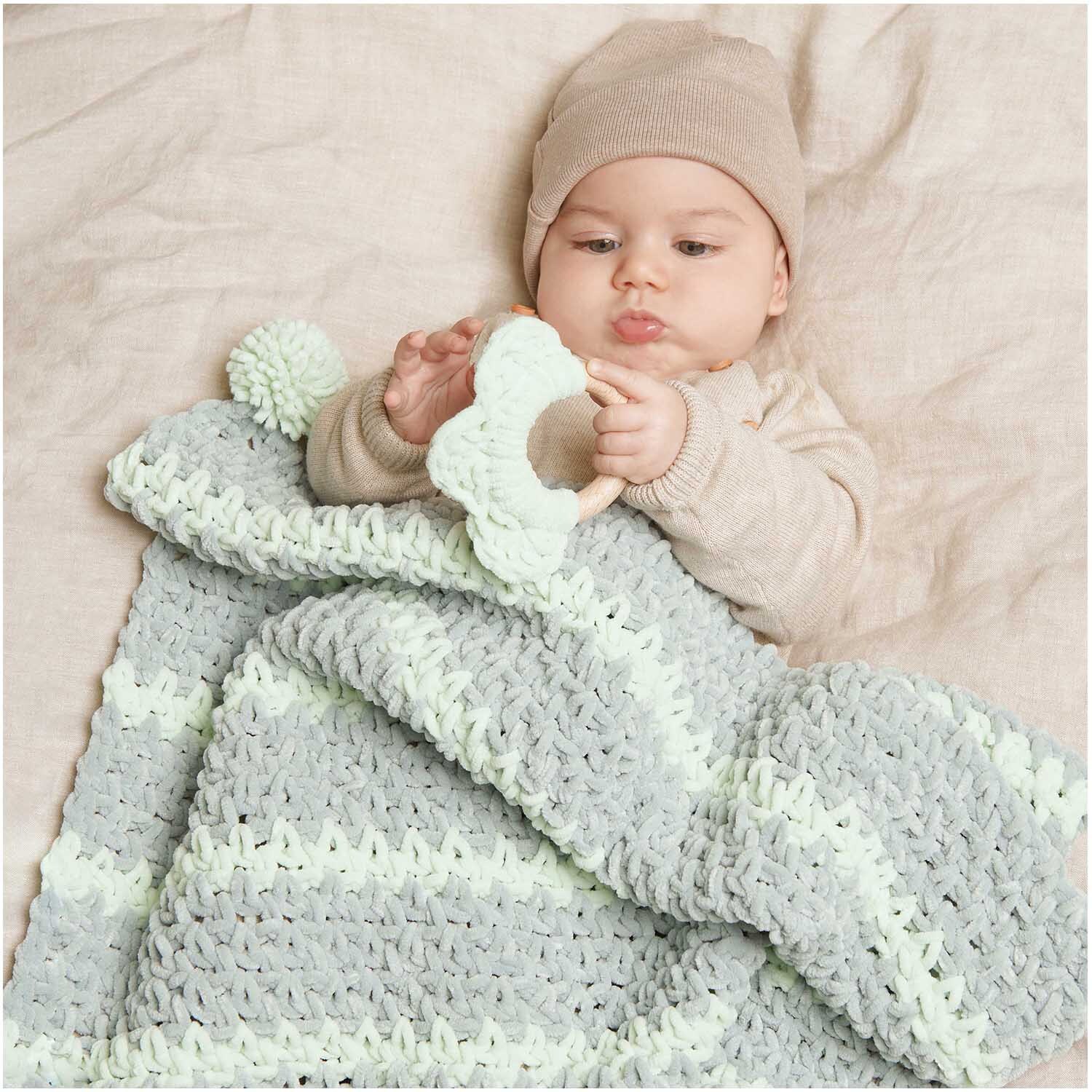 Häkelset Beißring Modell 05 aus Baby Chenillove von Rico Design