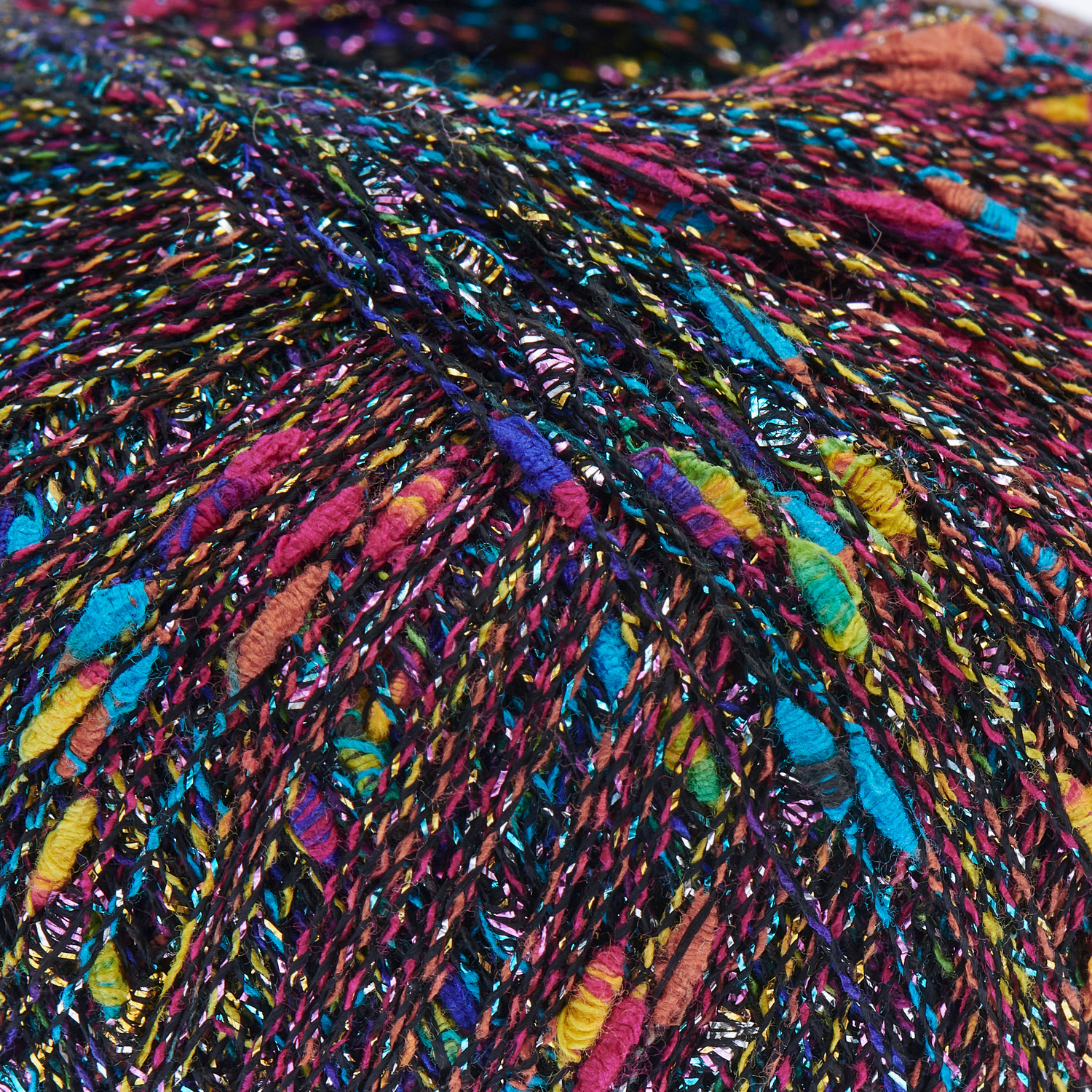 Creative Make It Rainbow Glitz: Bunter Garnknäuel mit Glitzereffekt, 50g 525m, von Rico Design.