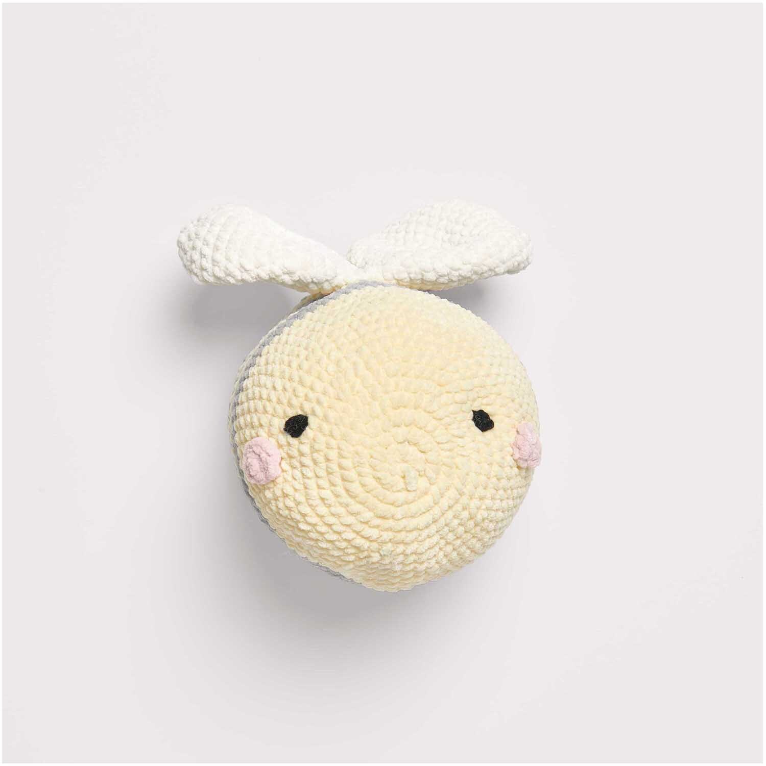 Häkelset Biene Modell 10 aus Baby Chenillove von Rico Design