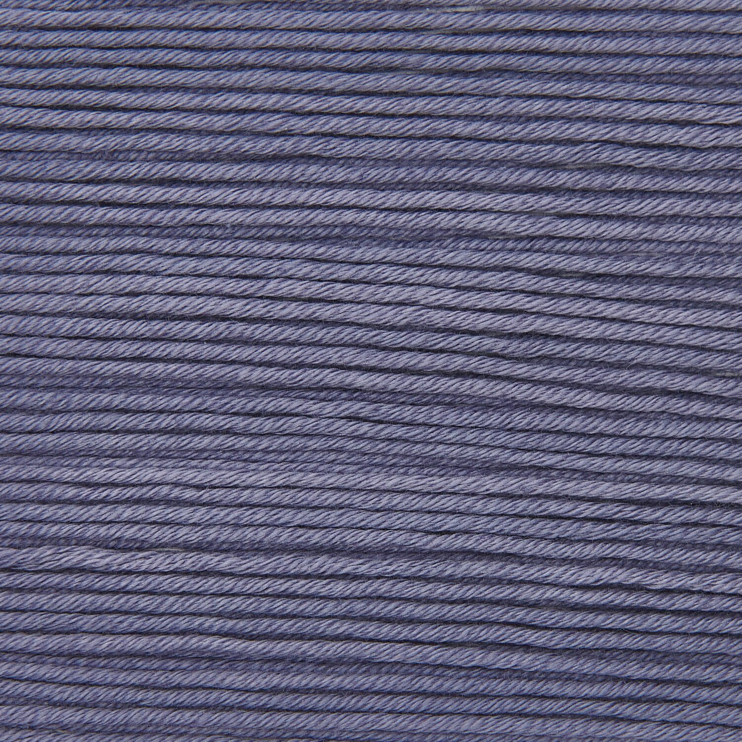 Wickelkarte des Garns Essentials Fine Fine Merino in der Farbe 115 Pflaume.