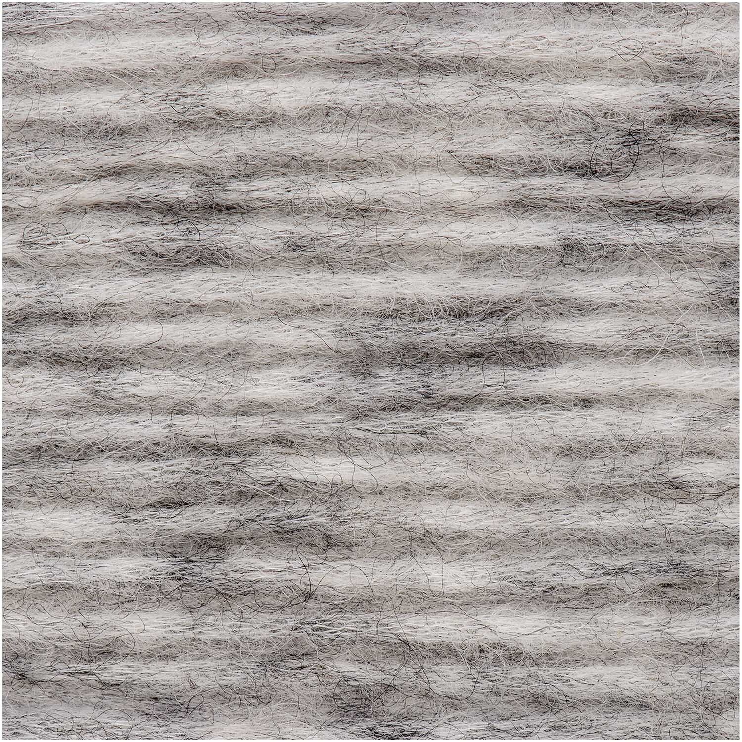 Luxury Baby Alpaca & Merino chunky - Madly in Love: Weiches, graues Garn von Rico Design, ideal für warme Strickprojekte.