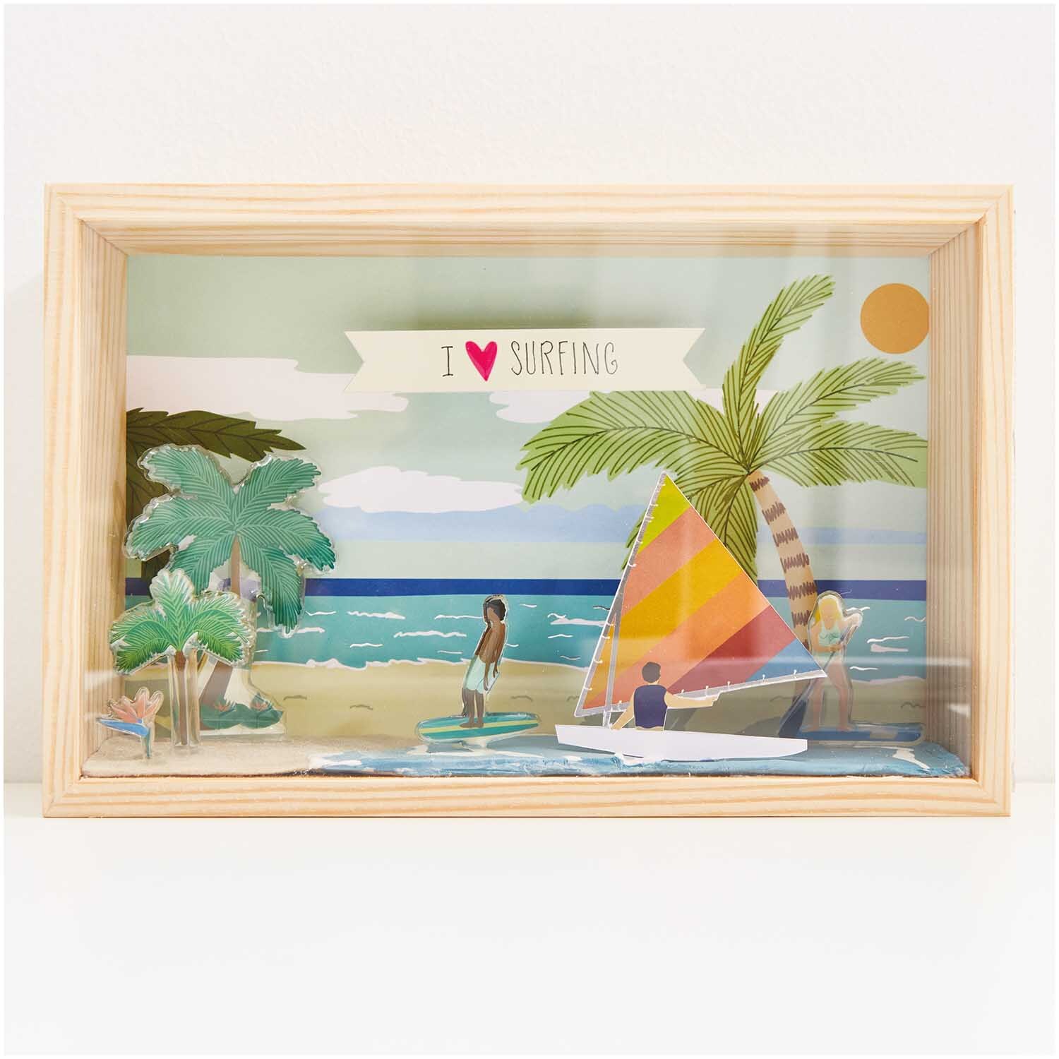 Figurico Modelliermasse 28g: Strandbild mit Palmen, Segelboot und Personen am Meer, sommerliche Szene.
