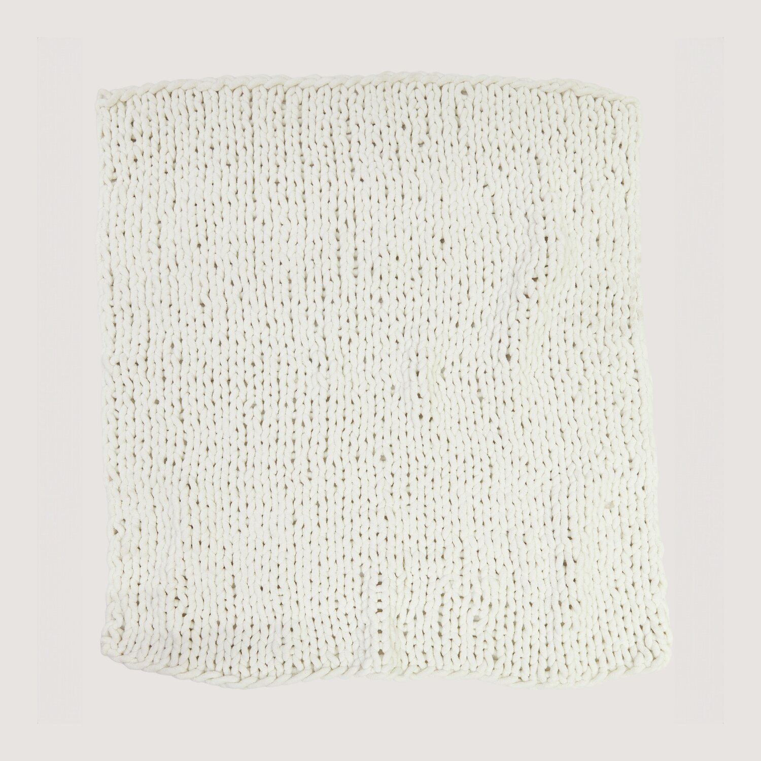 Home Special Chenillove Super Big, cremefarbenes Strickstück aus Chenille-Garn, 300g, 36m. Ideal für kuschelige DIY-Projekte und Dekorationen.