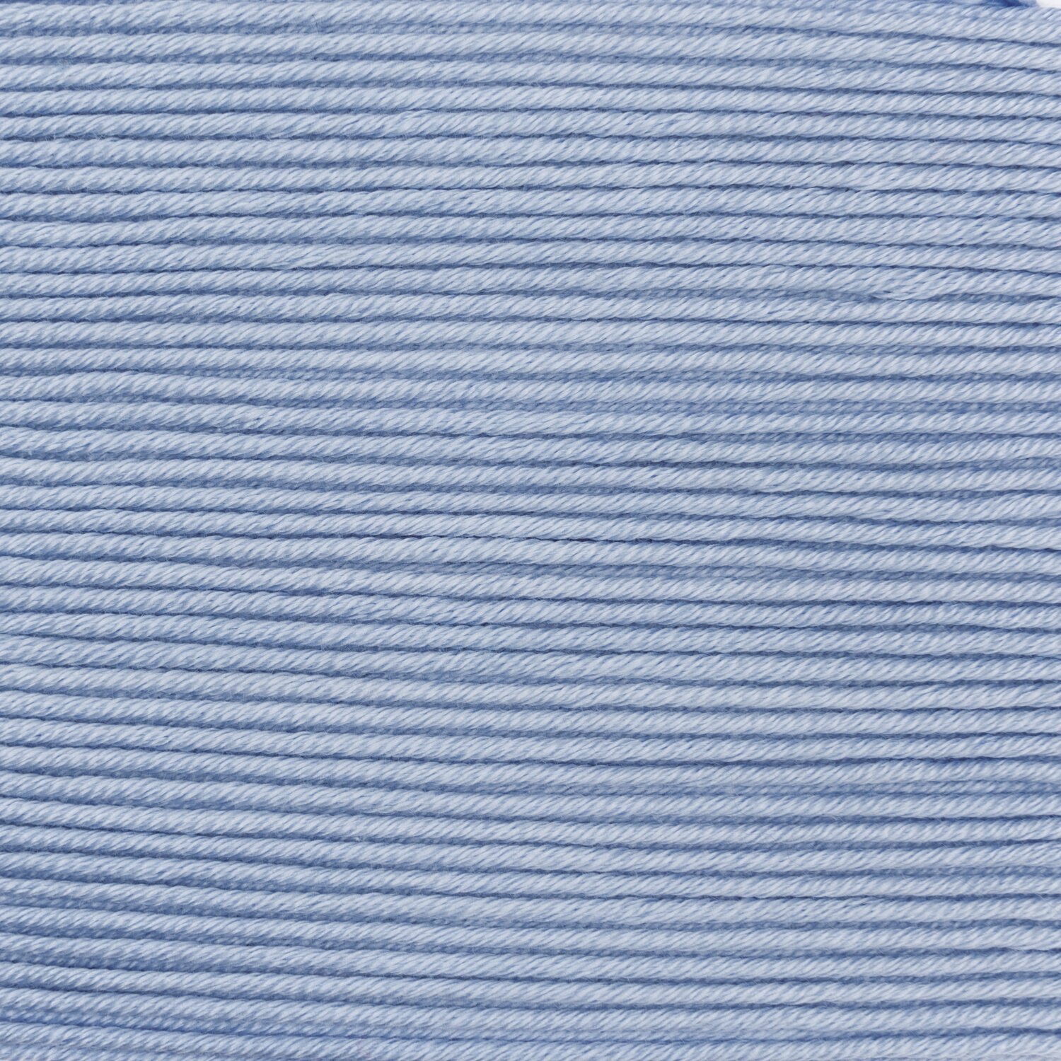 Wickelkarte des Garns Essentials Fine Fine Merino in der Farbe 105 Blassblau.