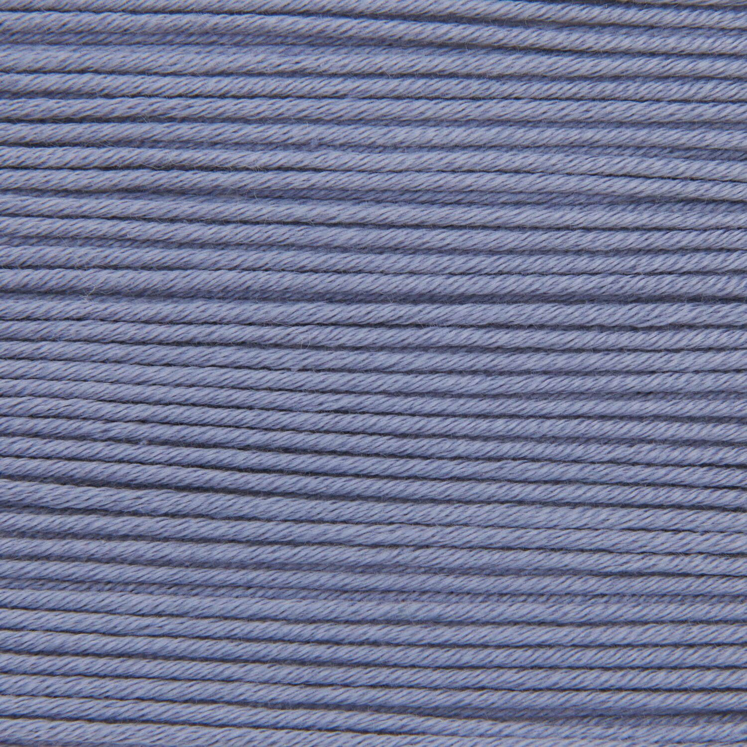 Wickelkarte des Garns Essentials Fine Fine Merino in der Farbe 112 Ozeanblau.