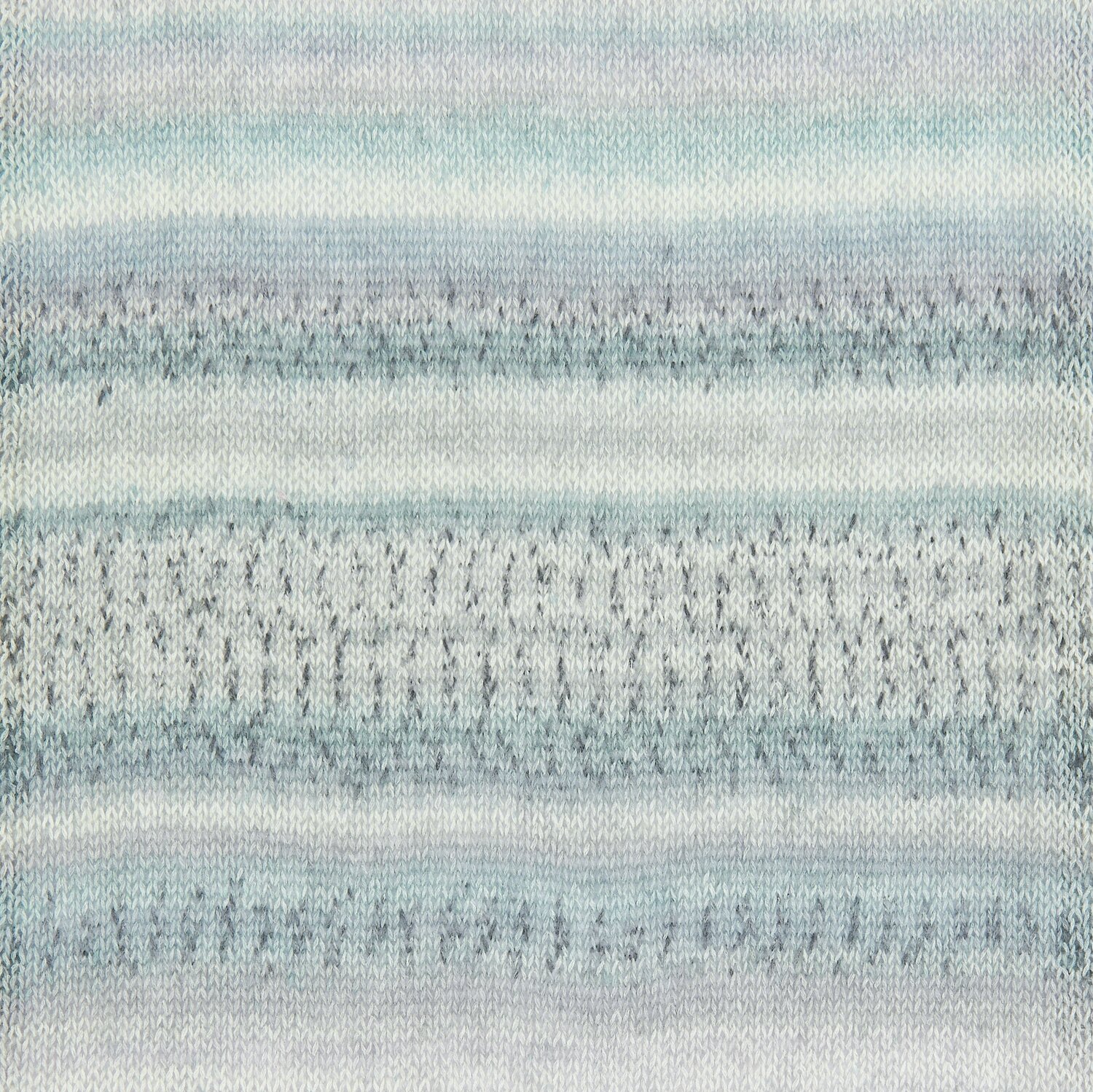 Fashion Cotton Merino Lace, Rico Design: Weiches Garn in sanften Blau- und Grautönen, ideal für Herbstprojekte.