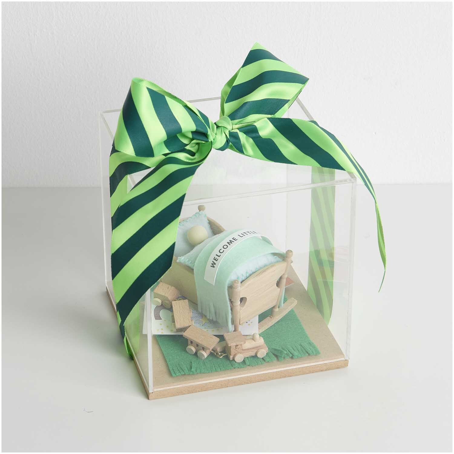 Miniatur Wiege  8x5,5x7cm von Rico Design