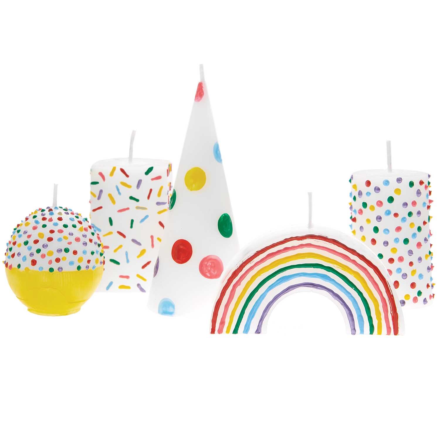 Candle Liner Kerzenmalfarbe Set Regenbogen 6 Stück à 30ml zeigt bunte Kerzen mit Punkten und Streifen. Ideal für kreative Dekorationen.