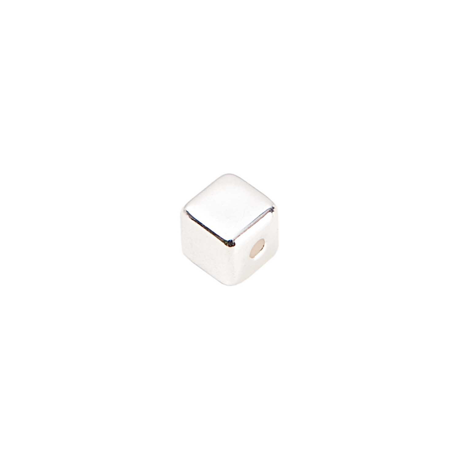 Würfel silber 8x8mm 35 Stück von Rico Design, glänzend und ideal für kreative Bastelprojekte.
