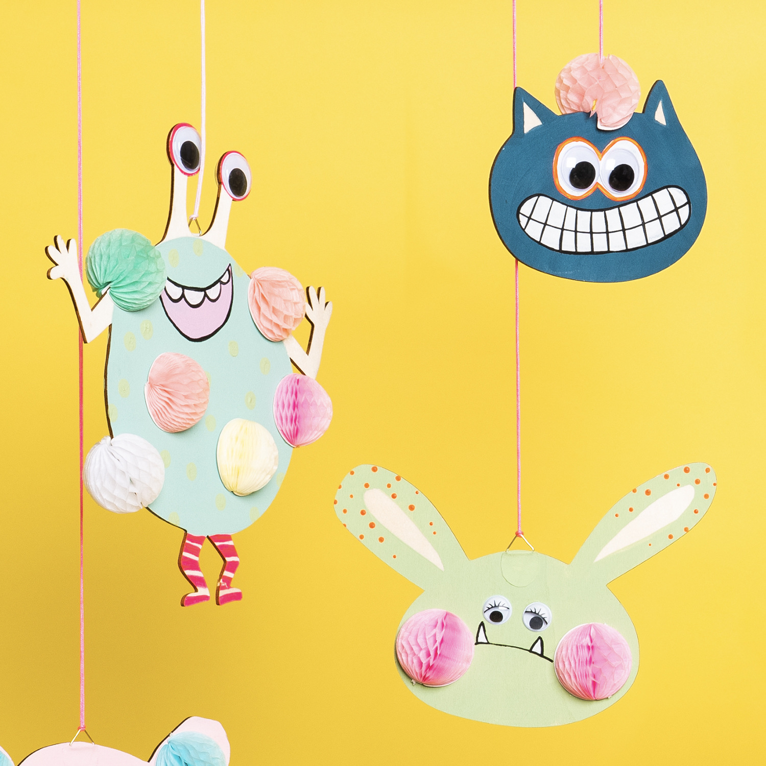 Bastelanleitung Monster-Mobilé aus Wall Charms von Rico Design