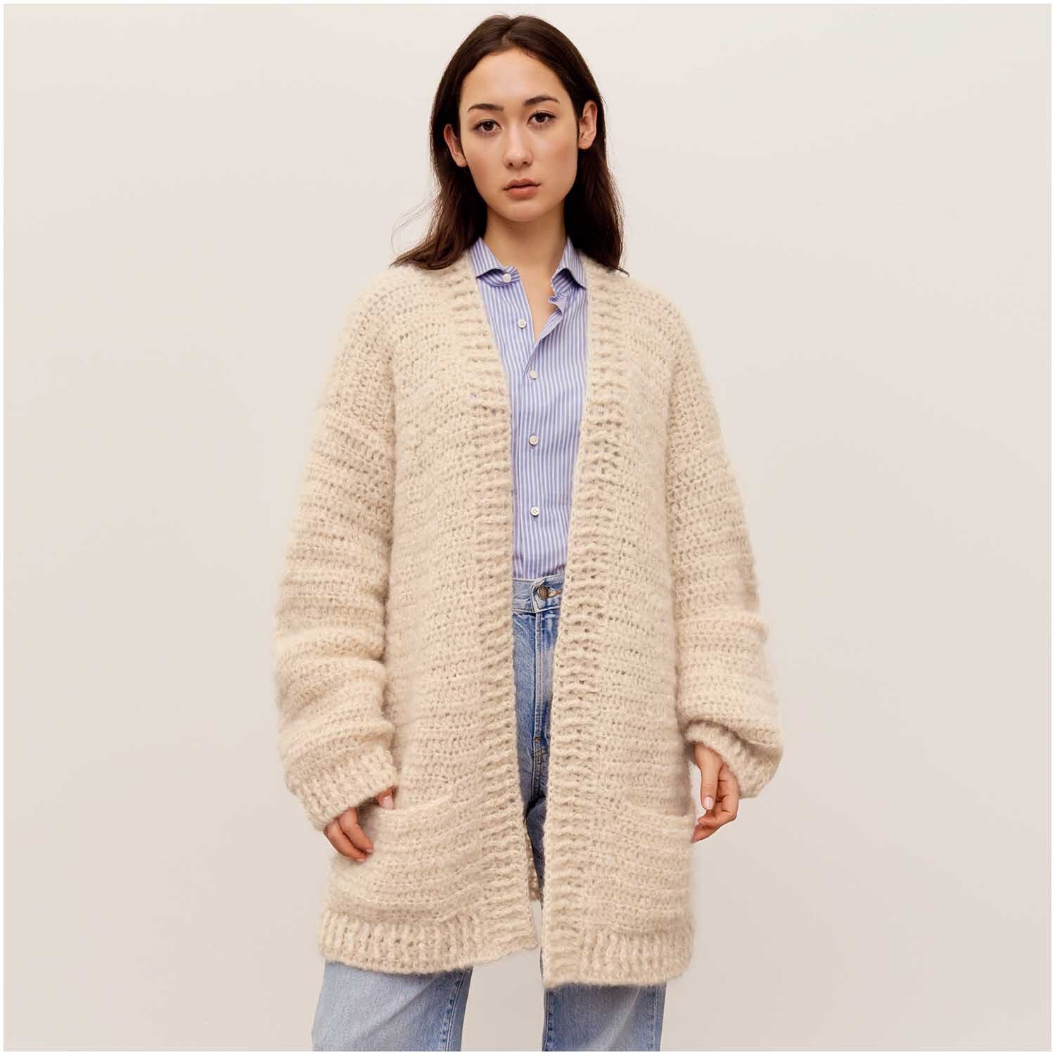 Häkelset Cardigan Modell 03 aus Winter Crochet Collection  von Rico Design