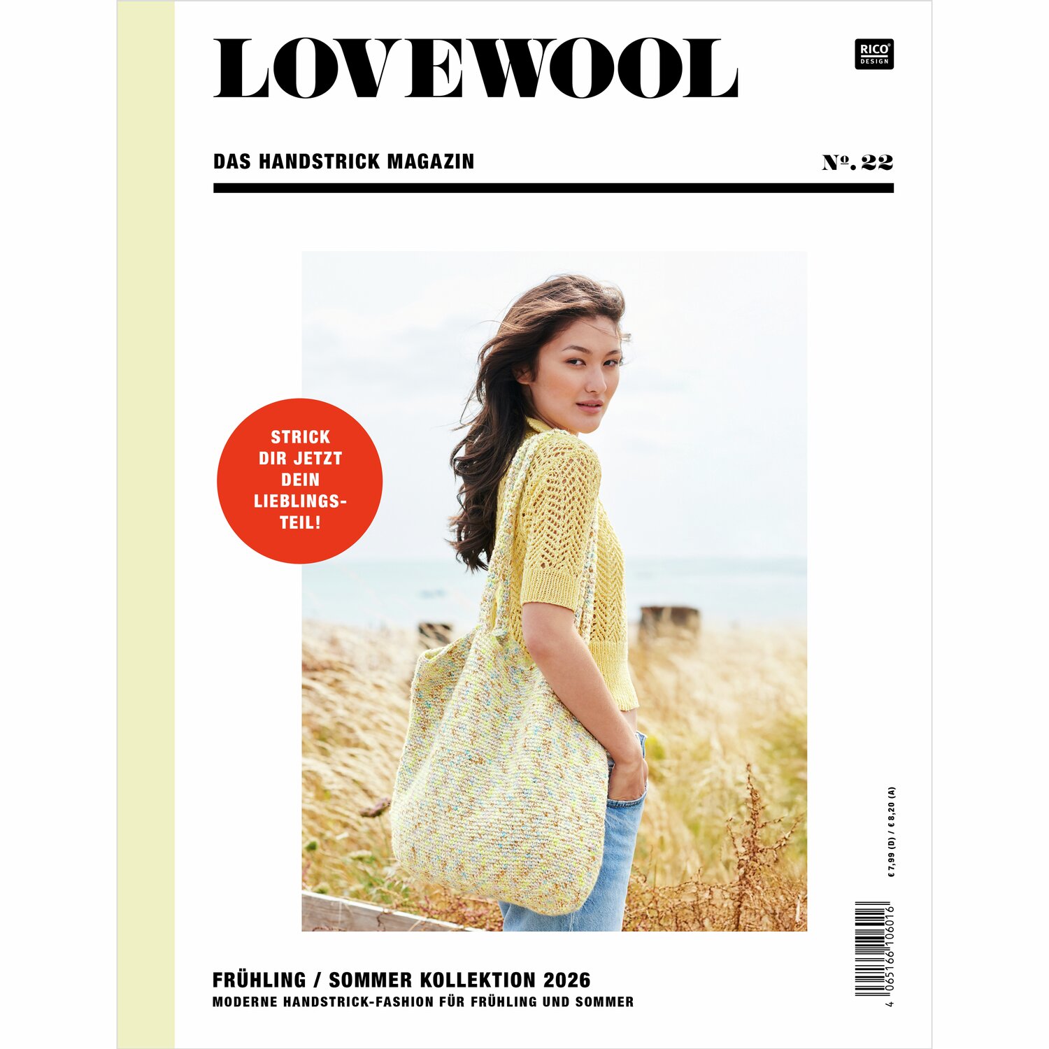 Lovewool No. 22 Frühjahr-Sommer: Frau in gelbem Stricktop mit Tasche, Naturkulisse, modernes Design.