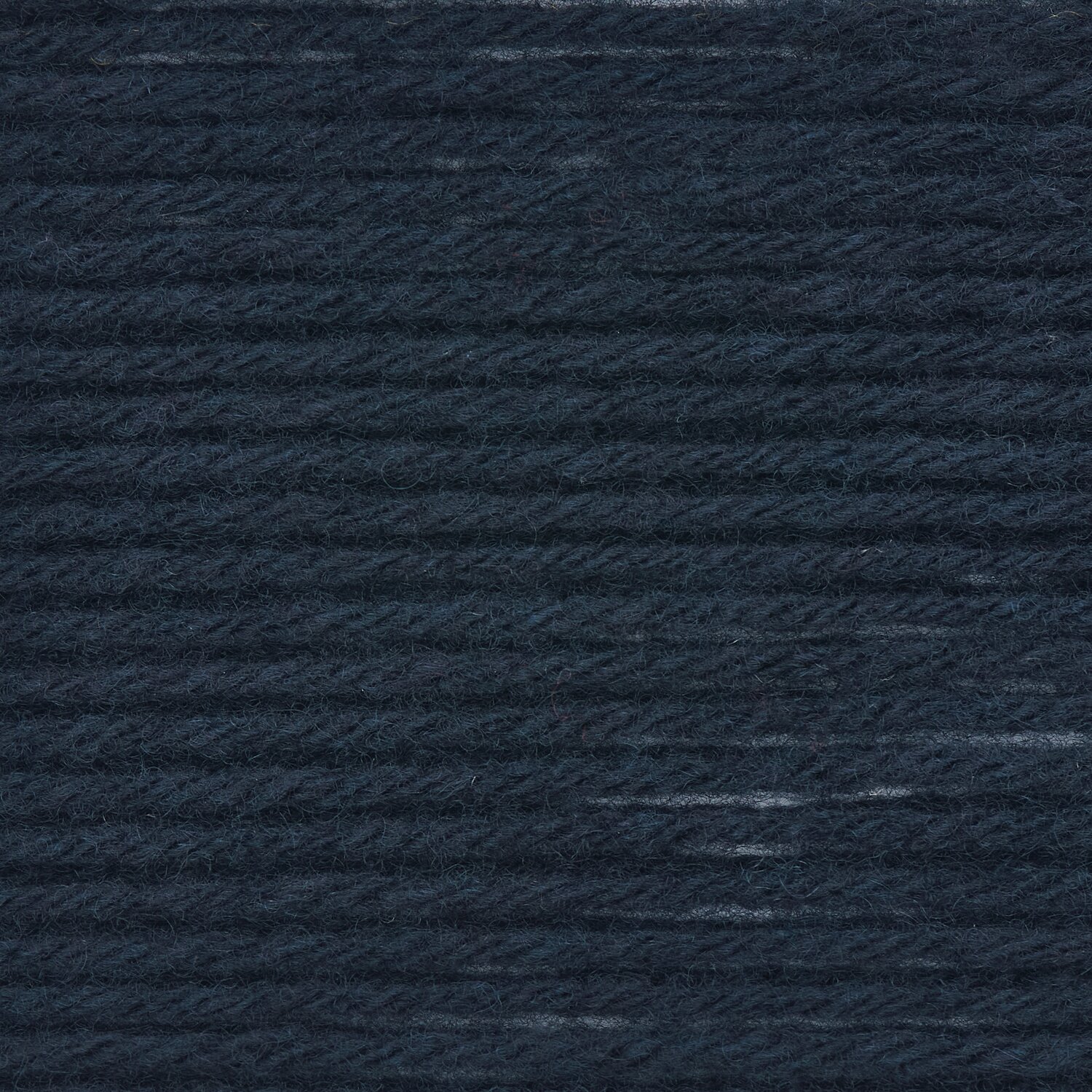 Luxury Merino Supercash dk, marineblaues Garn von Rico Design, 50g Knäuel mit 160m Länge.