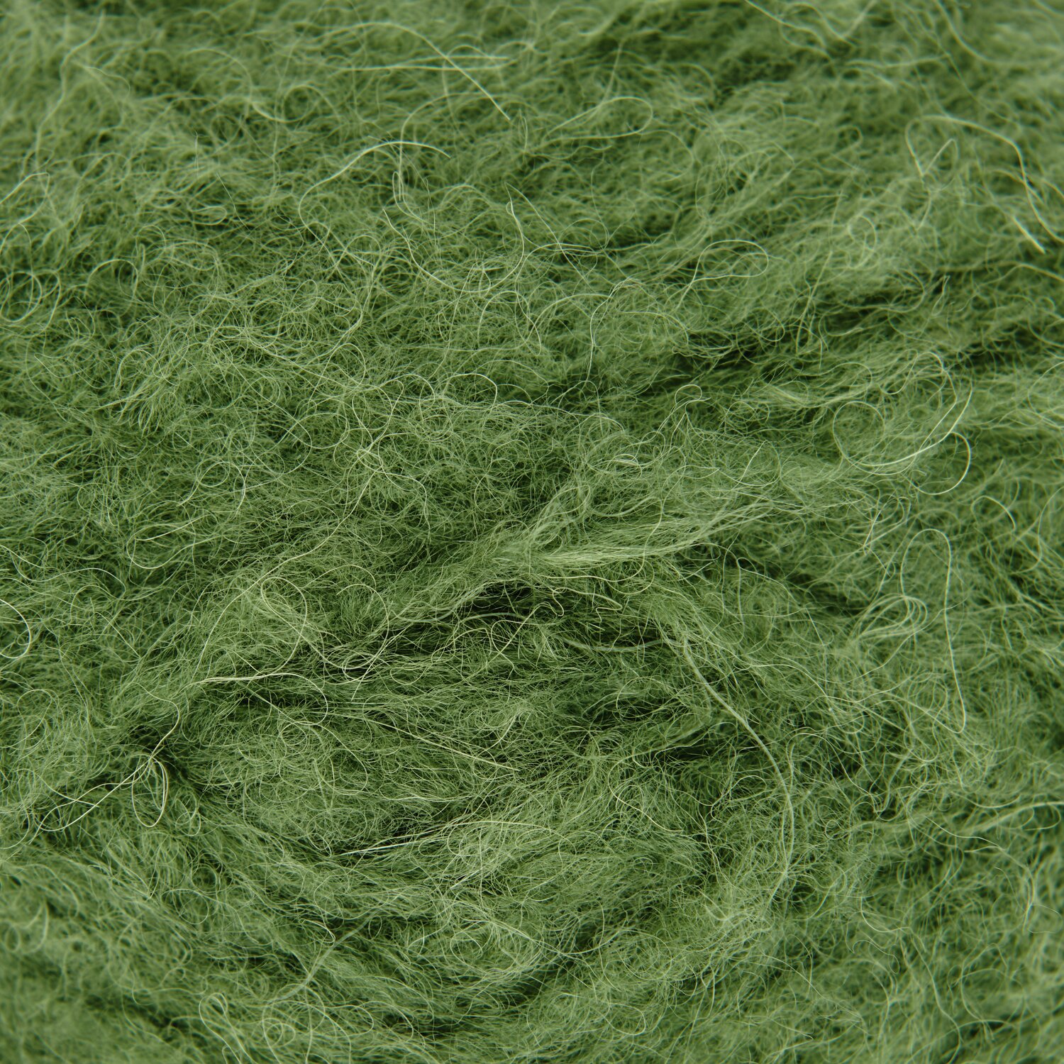 Luxury Pure Baby Alpaca, weiches Garn in Oliv, 50g 150m, ideal für Strickprojekte.