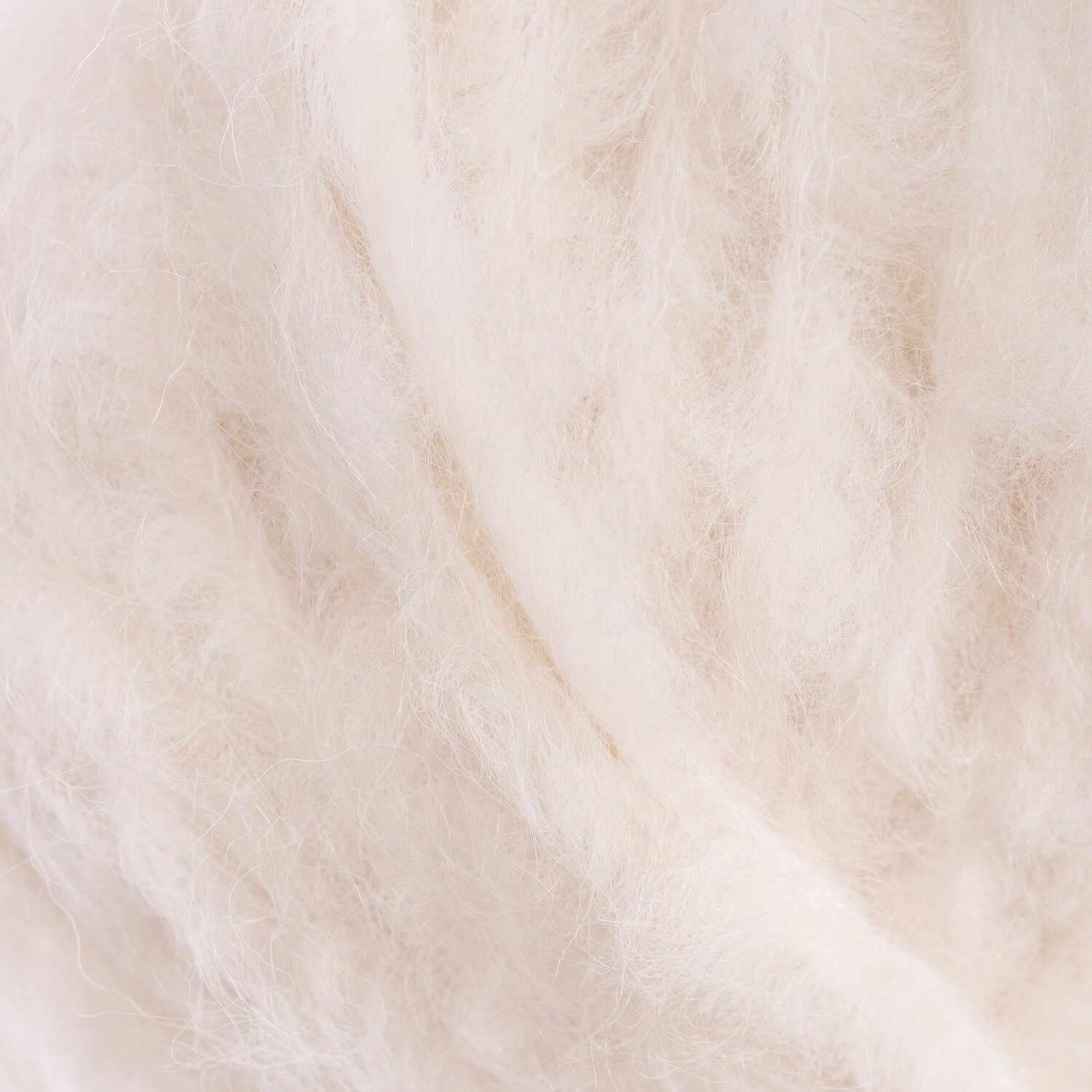 Fashion Fine Fur Super Chunky 50g 45m Farbe Creme von Rico Design