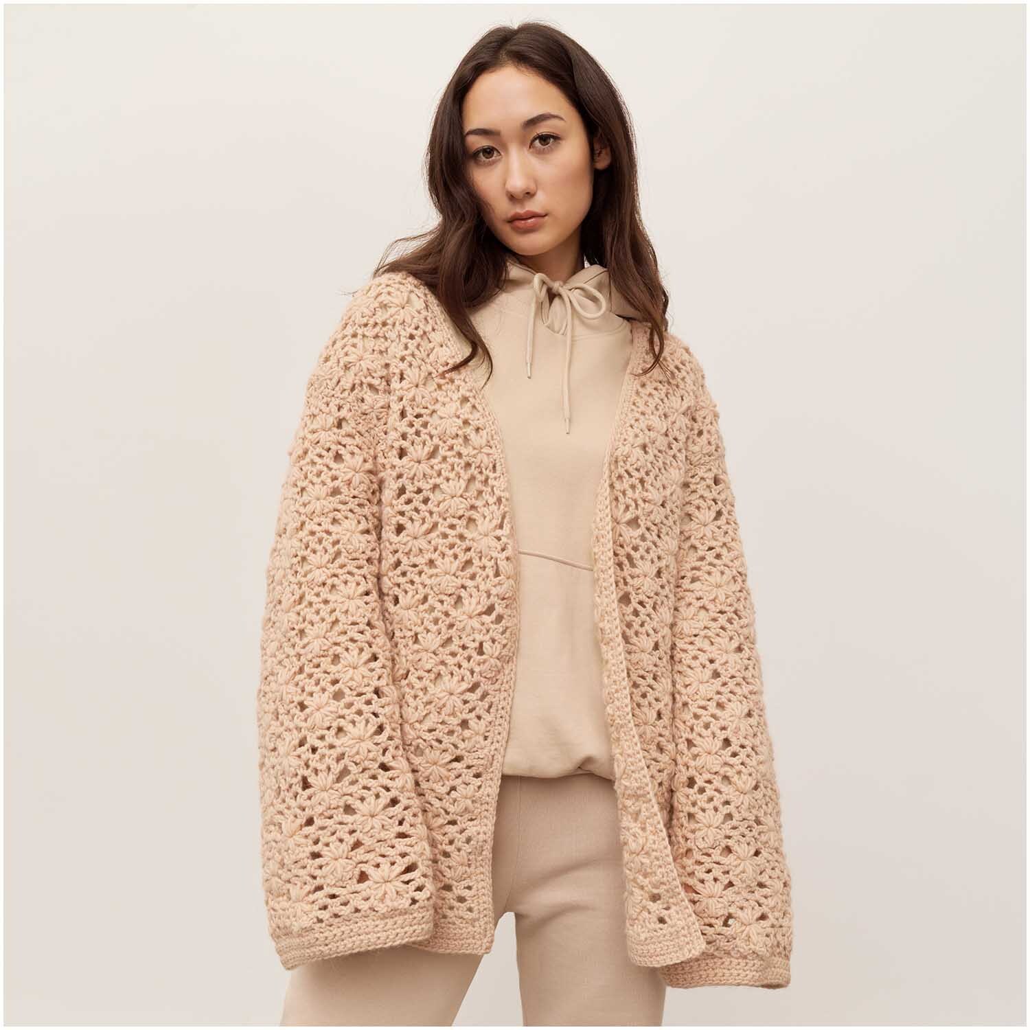 Häkelset Cardigan Modell 08 aus Winter Crochet Collection  von Rico Design