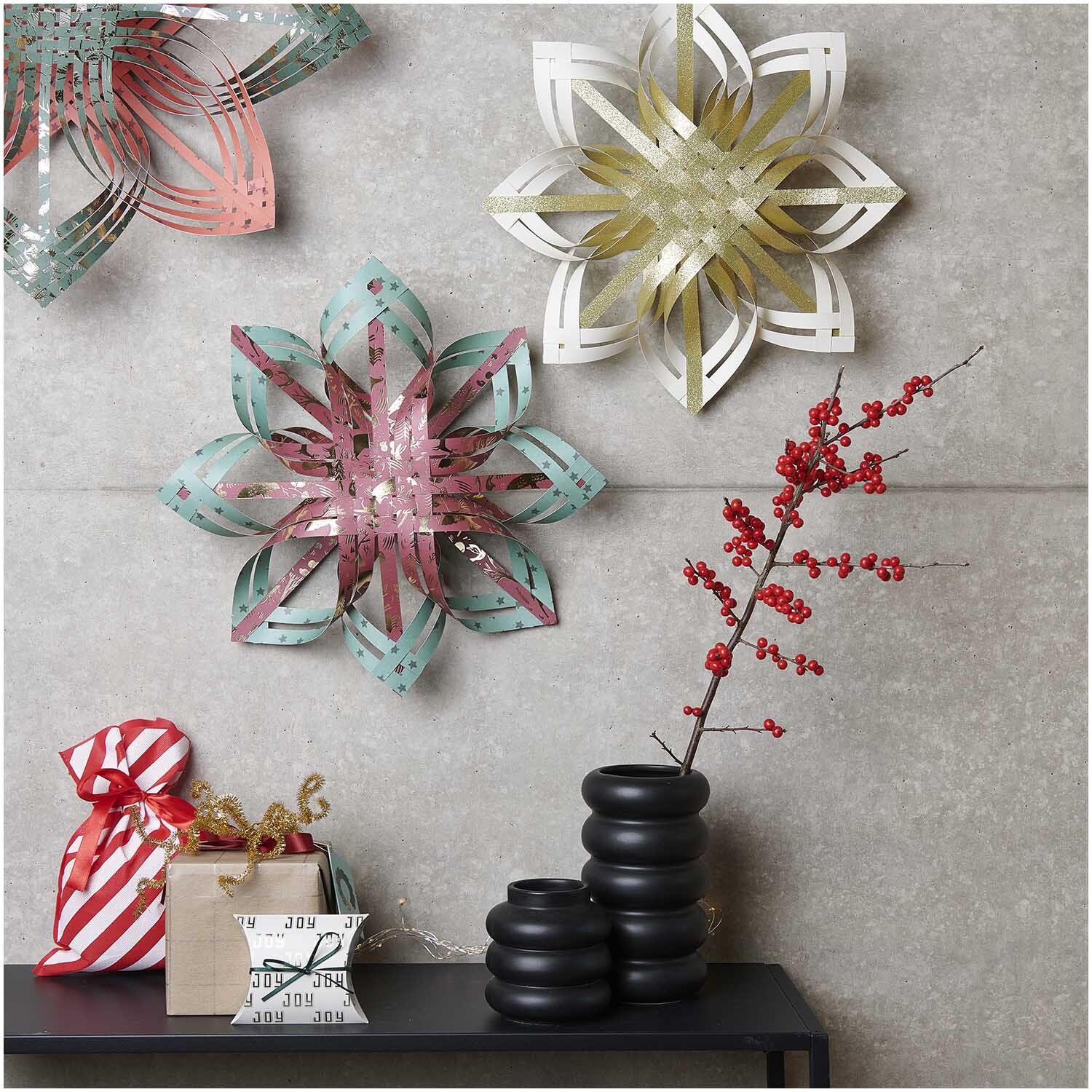 Paper Poetry Motivkarton Nostalgic Christmas rot-grün 50x70cm von Rico Design