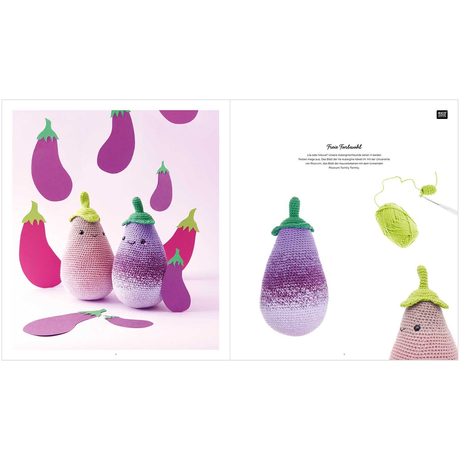 Ricorumi Fresh Friends deutsch: Gehäkelte Auberginen in Lila und Grün von Rico Design, umgeben von Papierdekorationen.
