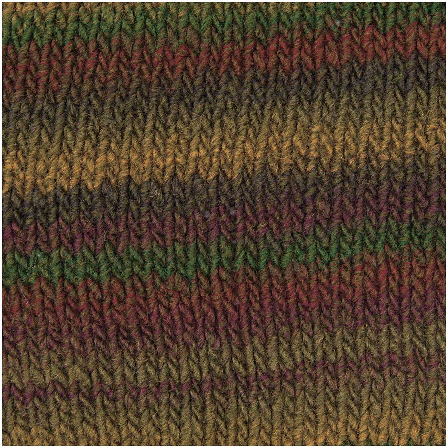 Super Big Color: Strickmuster in Tanne-Bordeaux von Wolle Rödel, 100g 100m, zeigt mehrfarbige Wolle.