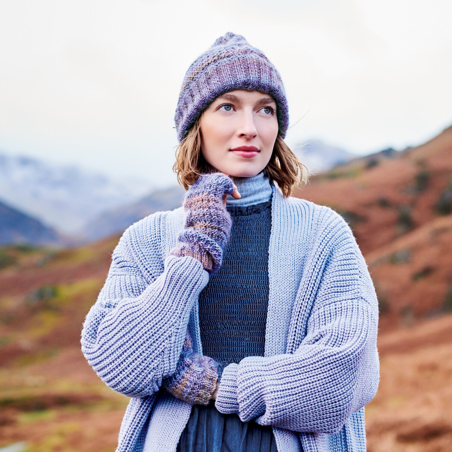 Strickanleitung Mütze und Stulpen aus Creative Alpaca Melange aran von idee. Creativmarkt 