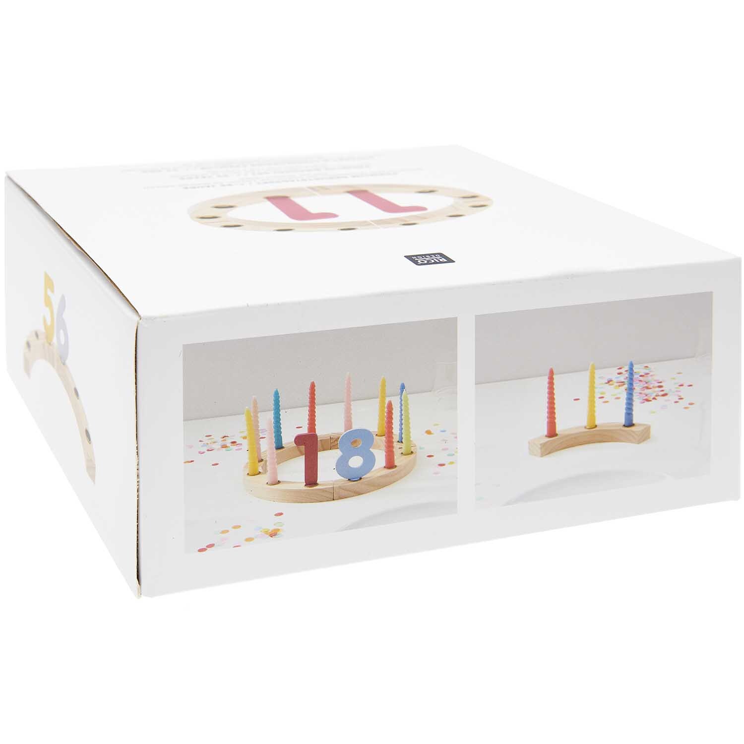 Geburtstagsset aus Kiefernholz, 24-teilig, mit bunten Kerzen und Zahlen, von Rico Design. Ideal für festliche Dekorationen.