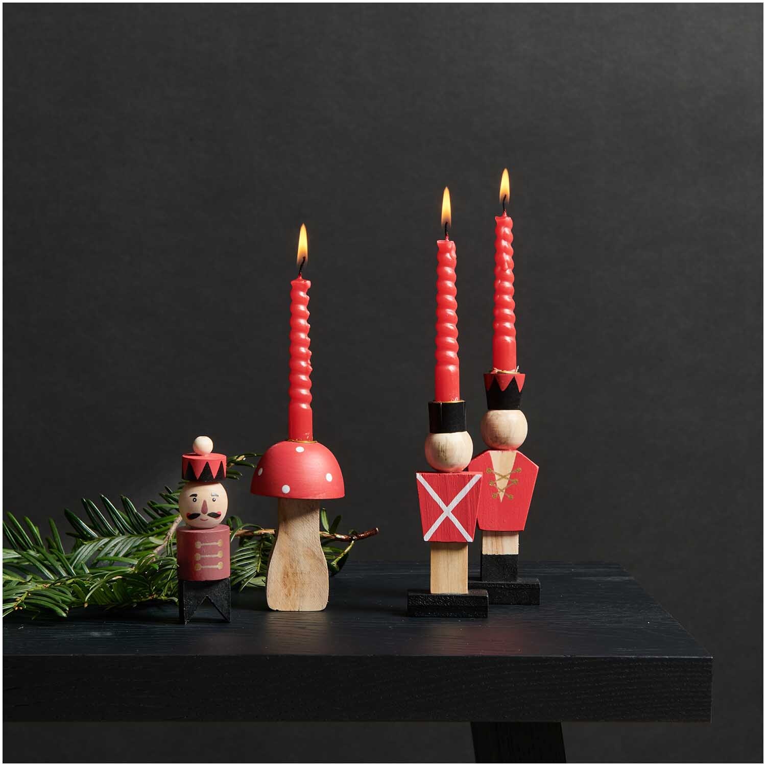 Holzfigur Gardist 8,5x2,5cm von Rico Design
