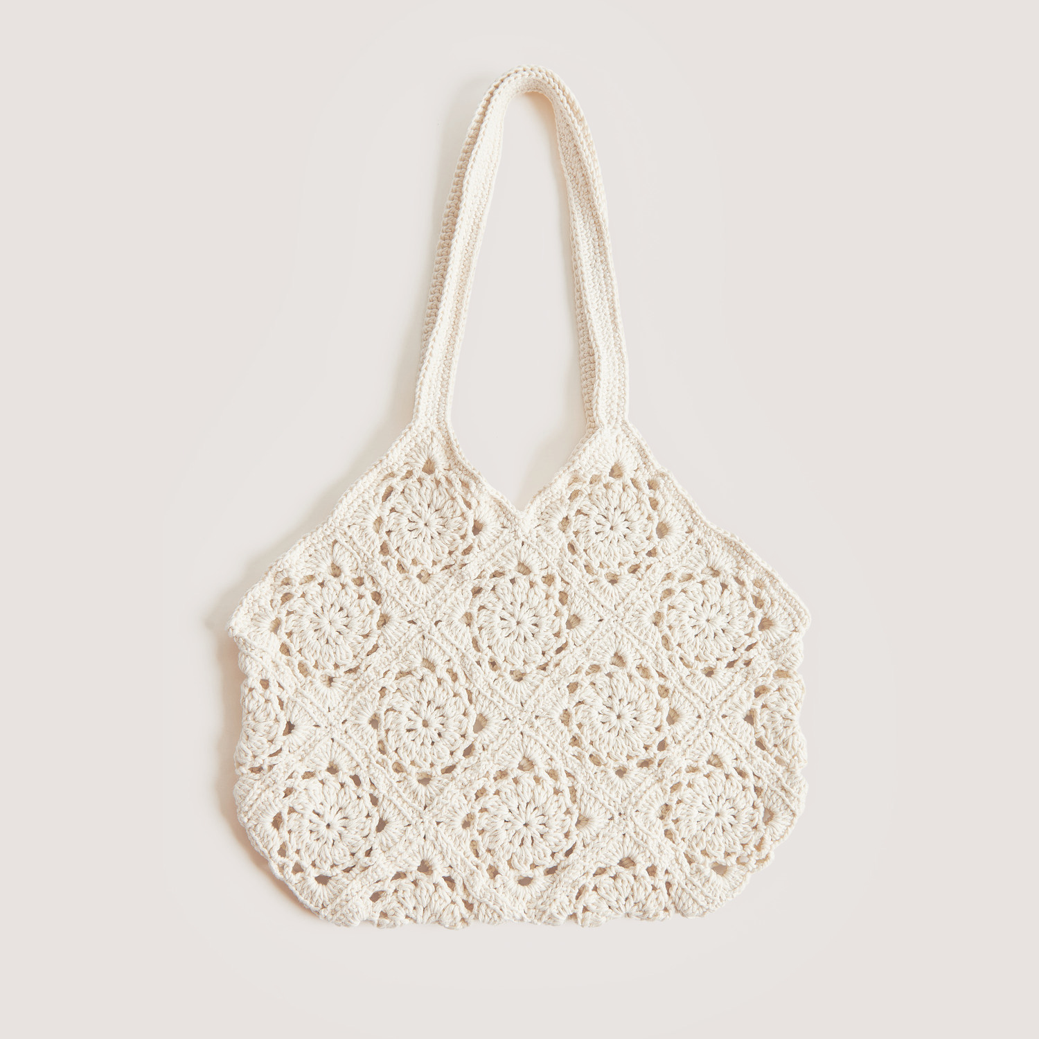 Häkelset Tasche Modell 03 in Creme, aus Die Neue Masche No. 12, mit organischer Baumwolle.